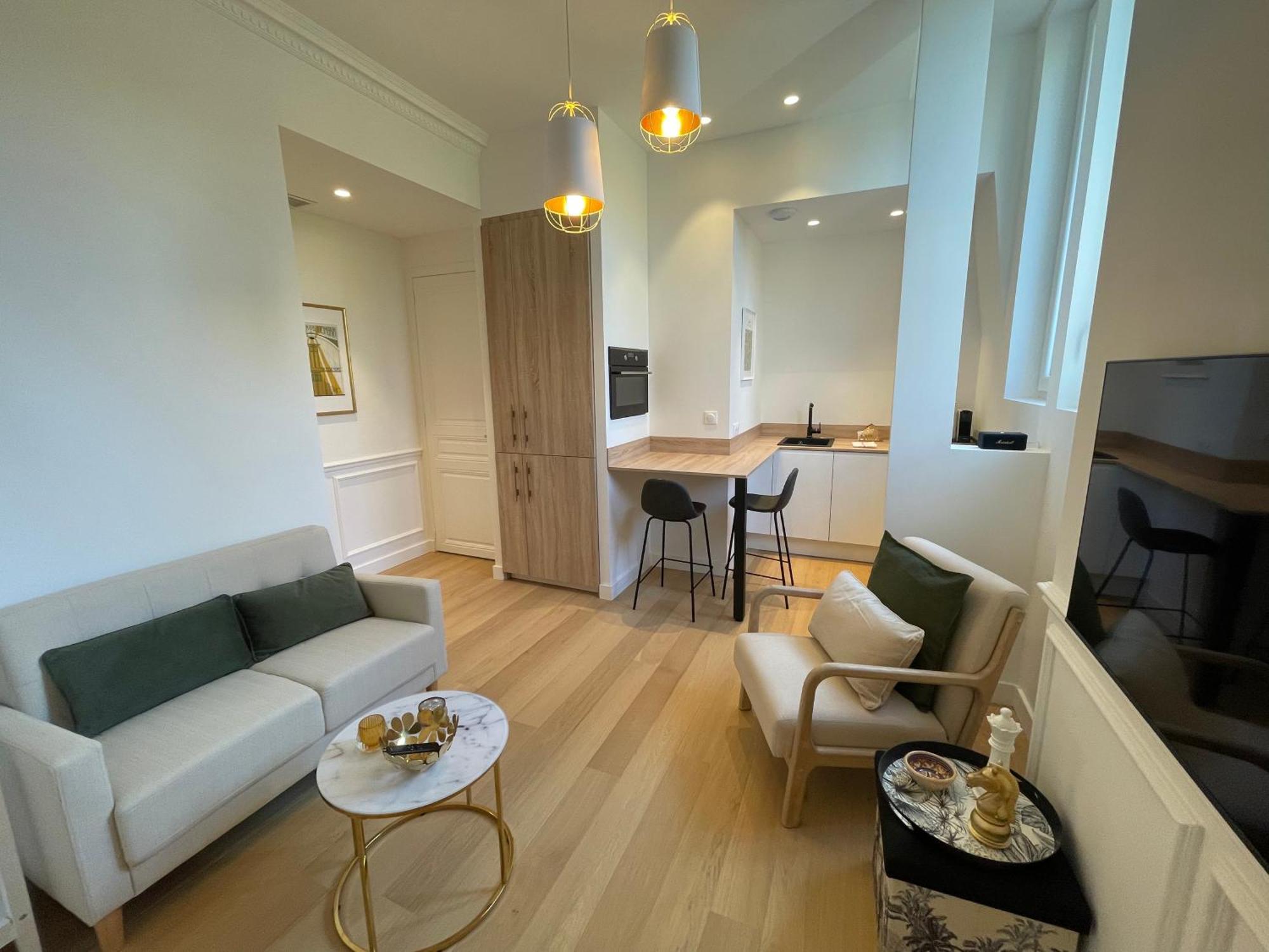 Appartements De Charme Du General Leclerc - Place D'Erlon - Hypercentre - Gare - Reims Ngoại thất bức ảnh