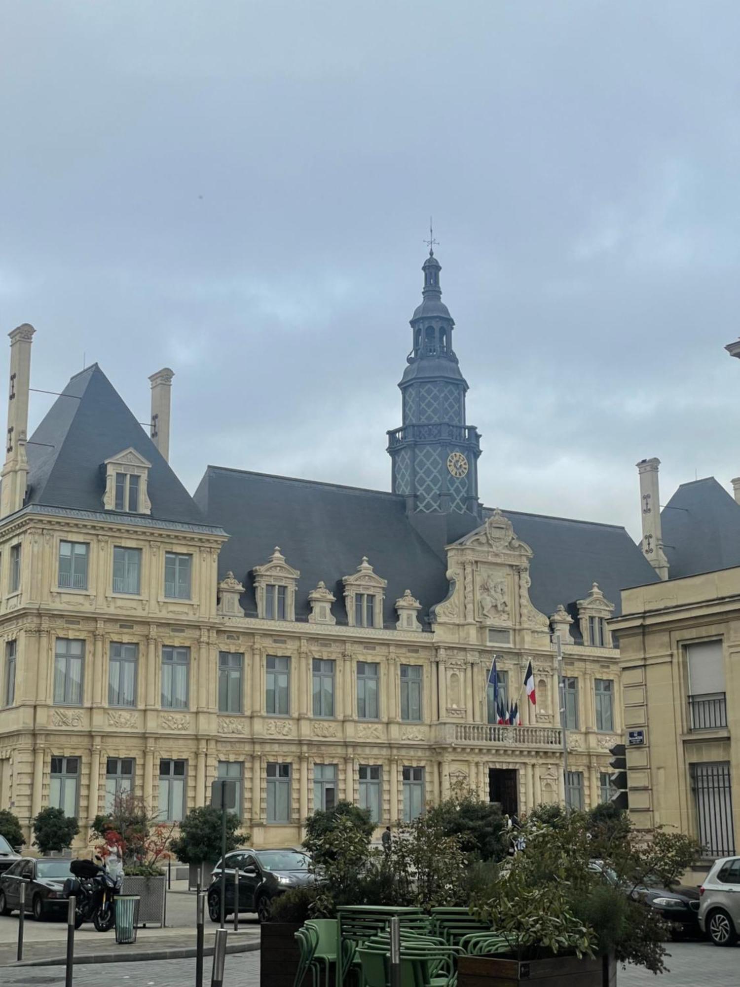 Appartements De Charme Du General Leclerc - Place D'Erlon - Hypercentre - Gare - Reims Ngoại thất bức ảnh